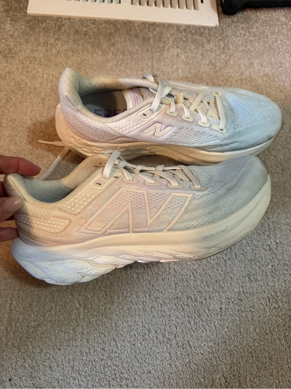 New Balance Tennis Shoes - Picture 5 of 8